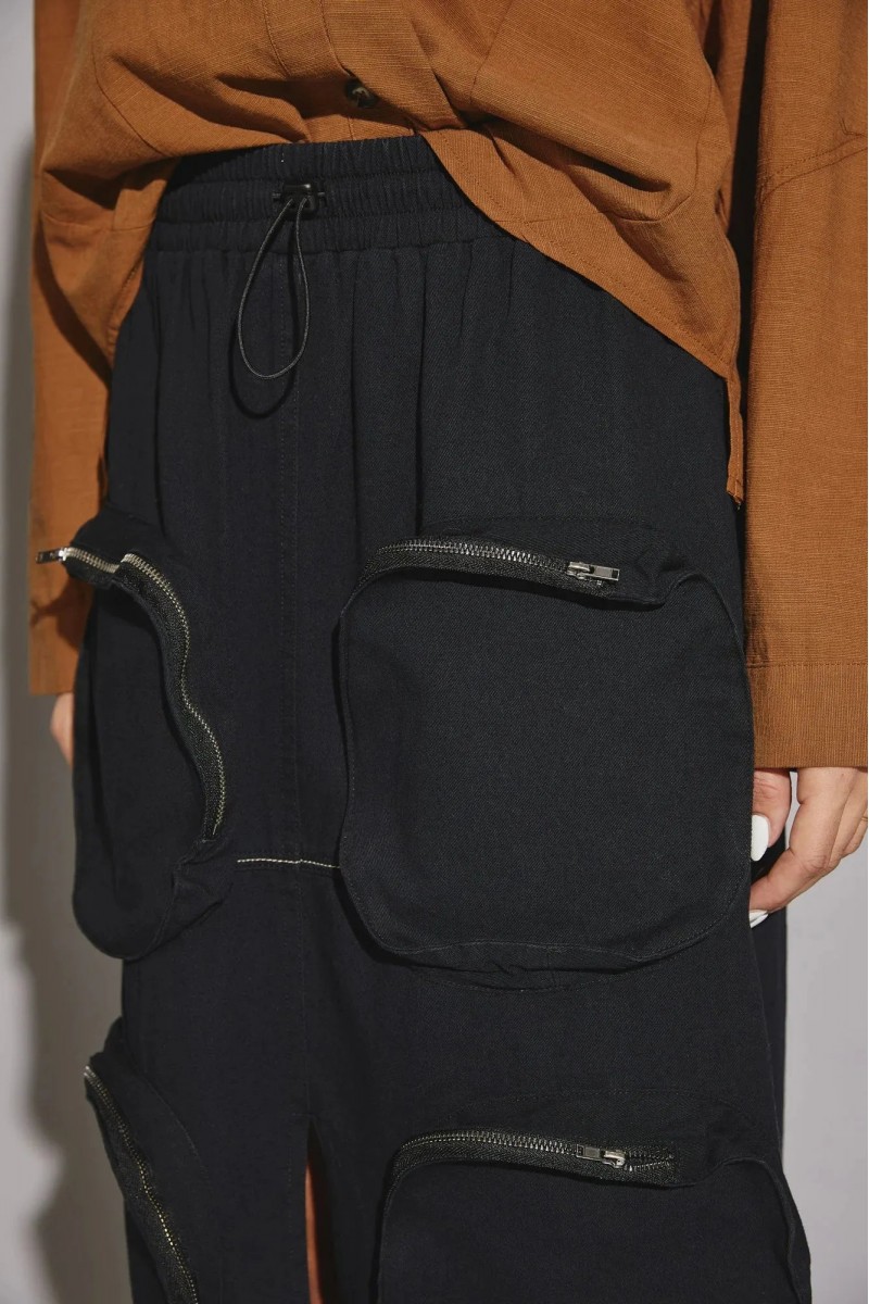 Utility Pockets Front Slit Drawstring Waist Midi Skirt